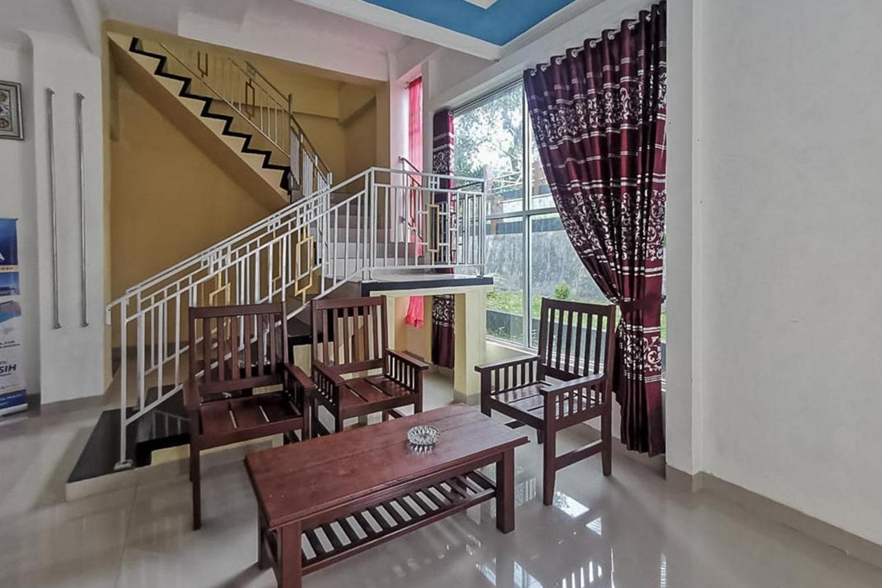 Reddoorz Near Kantor Walikota Bontang Nyerakat Ngoại thất bức ảnh