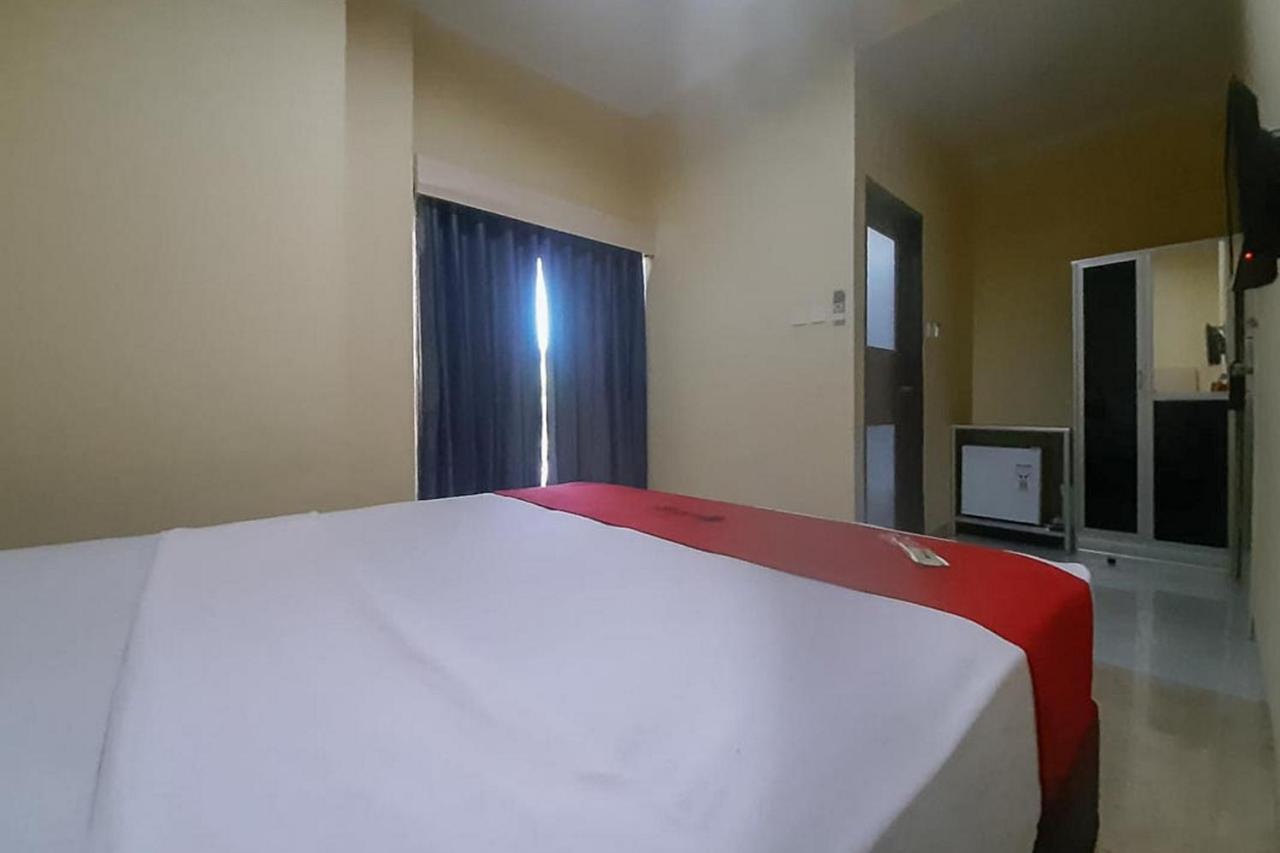 Reddoorz Near Kantor Walikota Bontang Nyerakat Ngoại thất bức ảnh